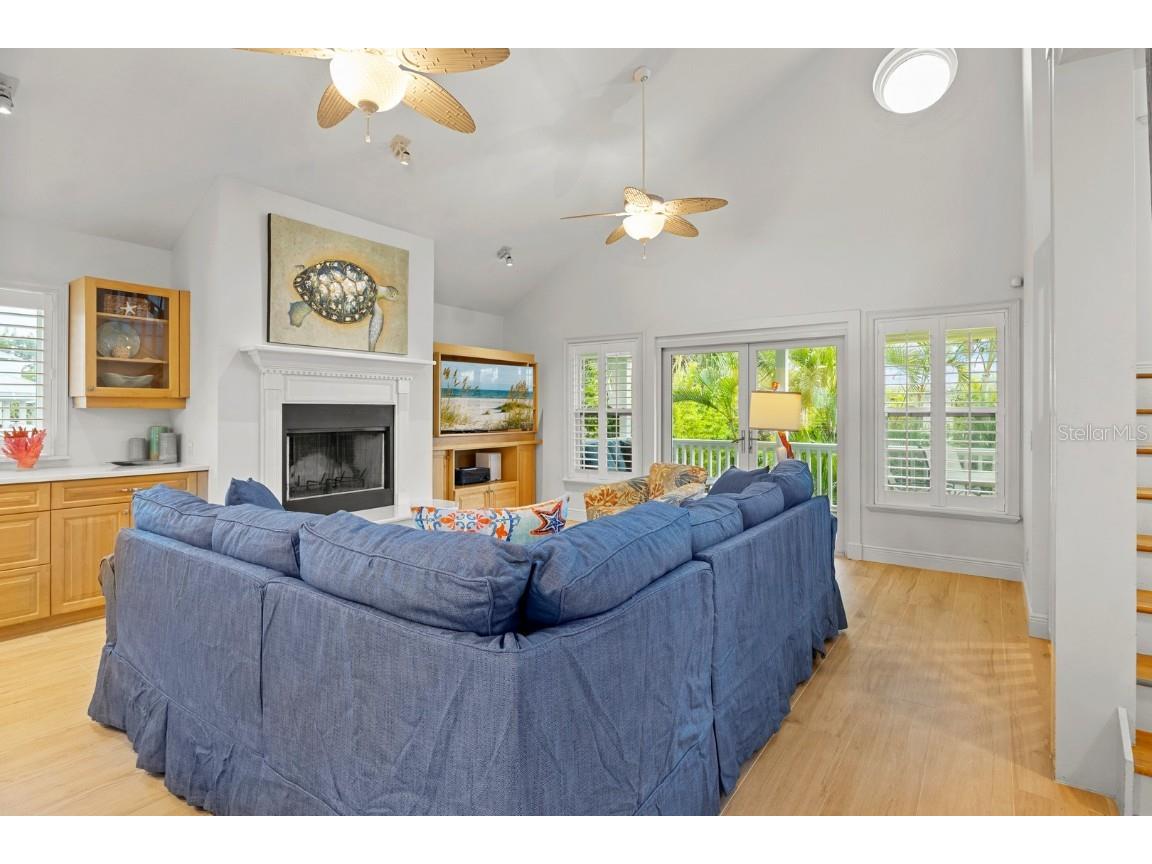 705 N Shore Drive Anna Maria FL 34216 A4673613 image10