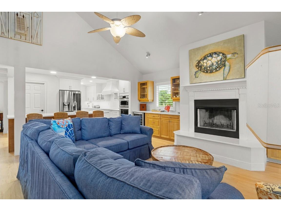 705 N Shore Drive Anna Maria FL 34216 A4673613 image12