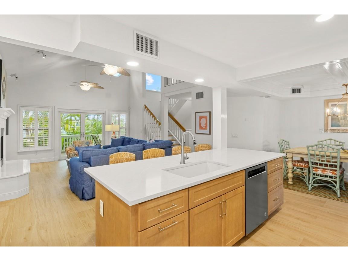 705 N Shore Drive Anna Maria FL 34216 A4673613 image21