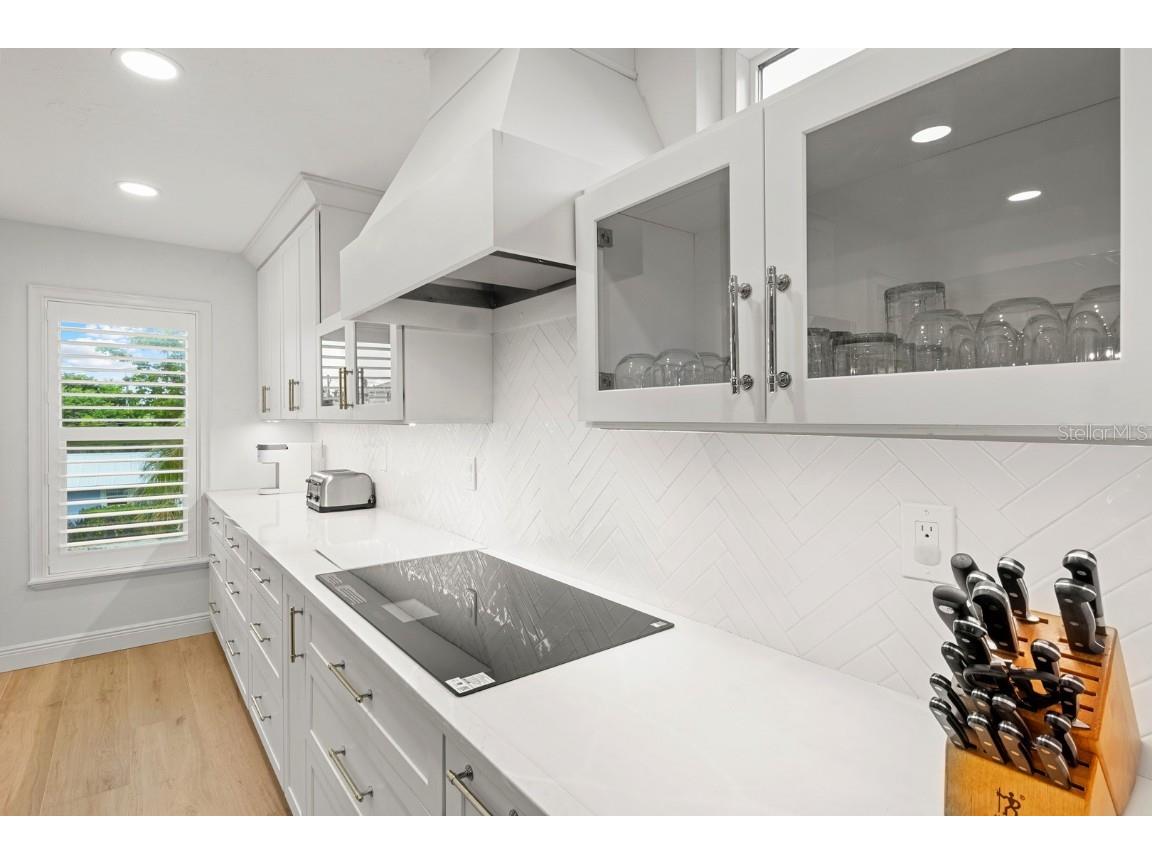 705 N Shore Drive Anna Maria FL 34216 A4673613 image24