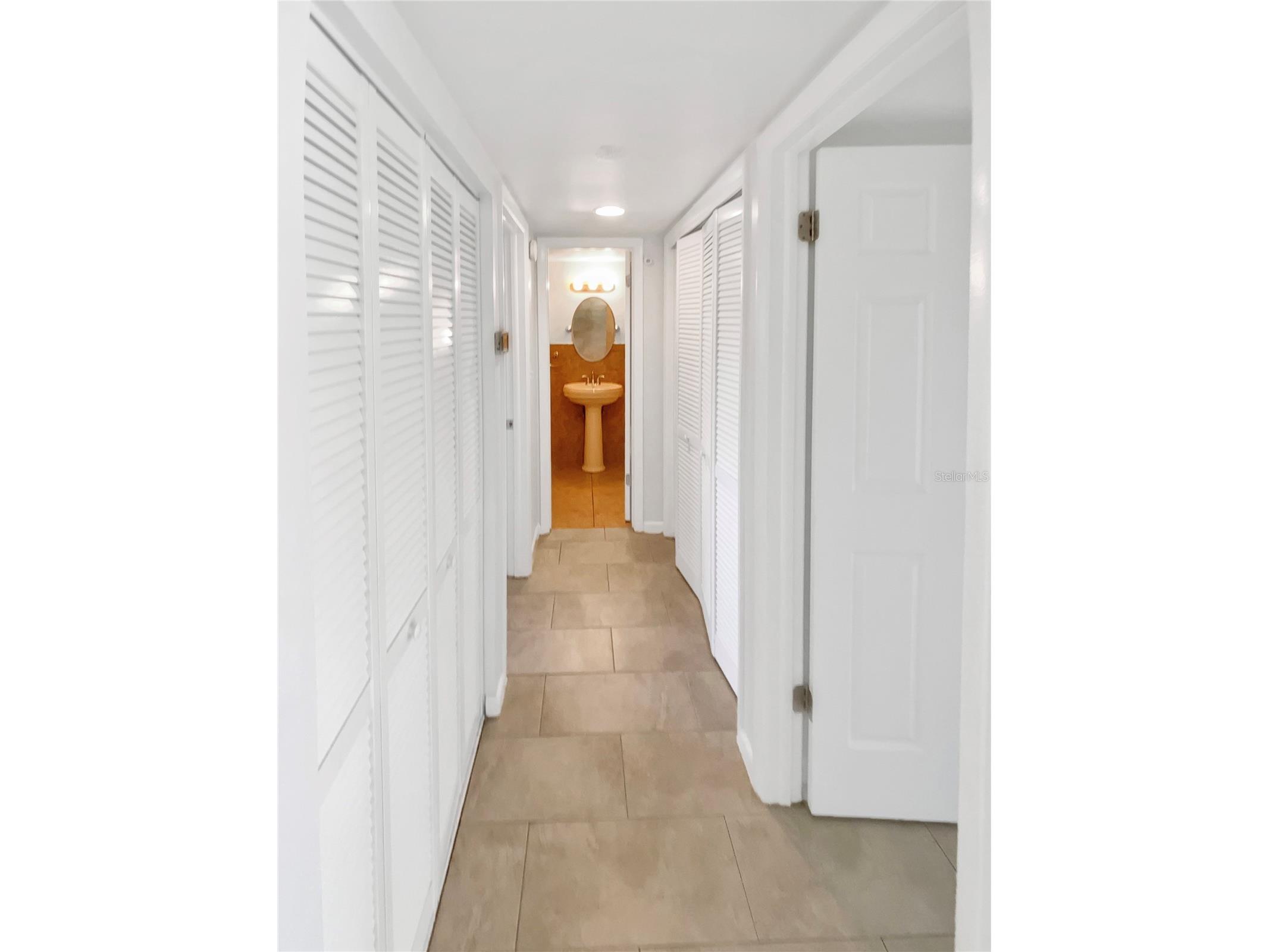 705 S Village Drive N #205 Saint Petersburg FL 33716 O6380803 image13