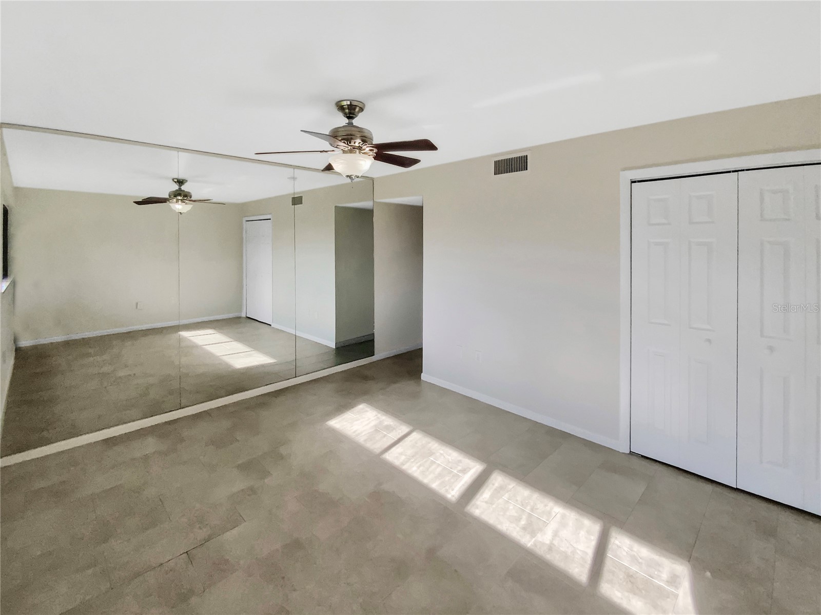 705 S Village Drive N #205 Saint Petersburg FL 33716 O6380803 image7