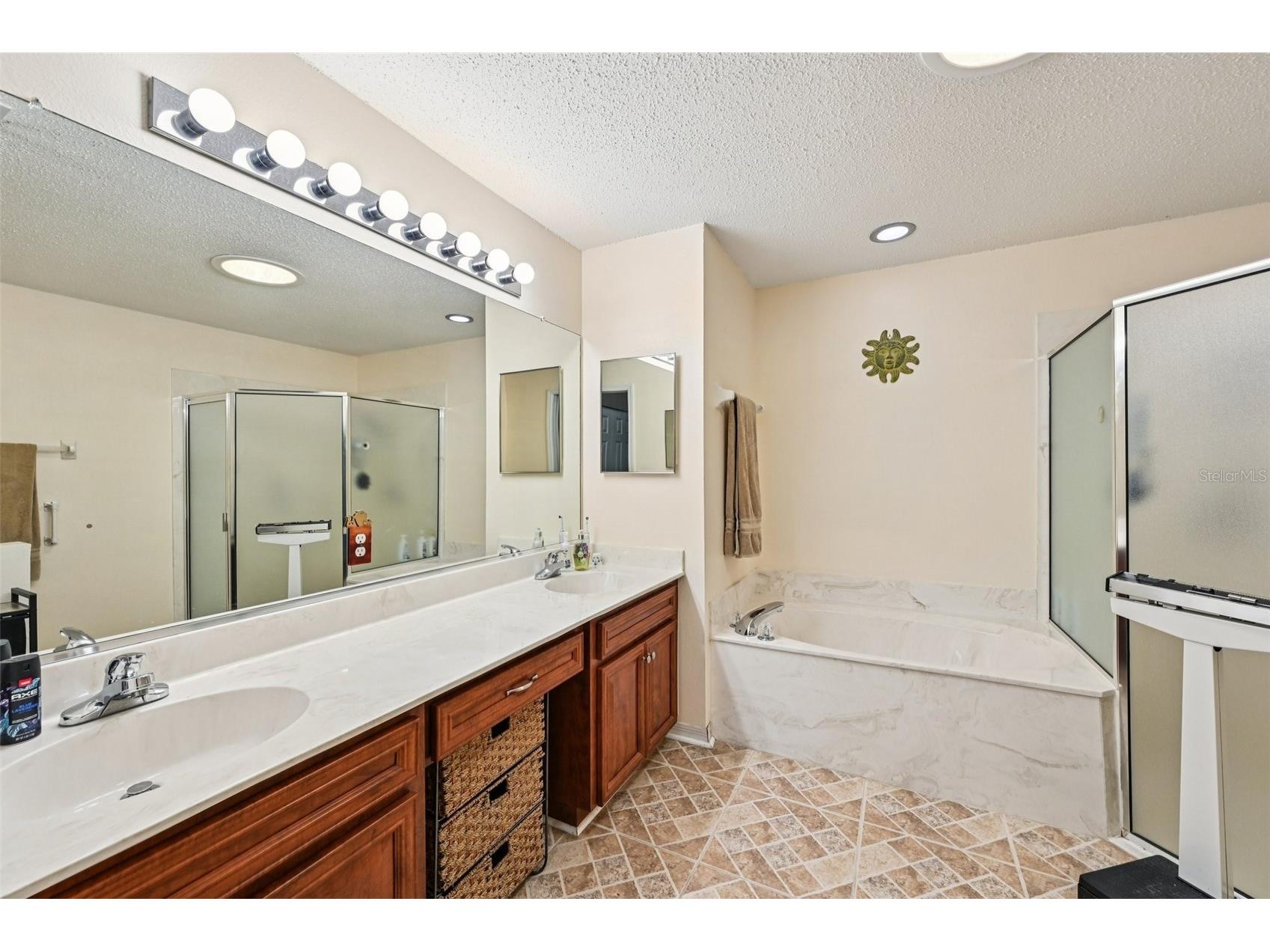 705 Tilbury Court Sun City Center FL 33573 TB8468995 image21