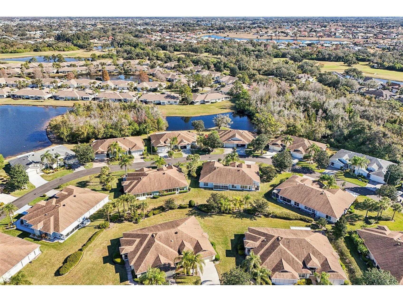 705 Tilbury Court Sun City Center FL 33573 TB8468995 image33