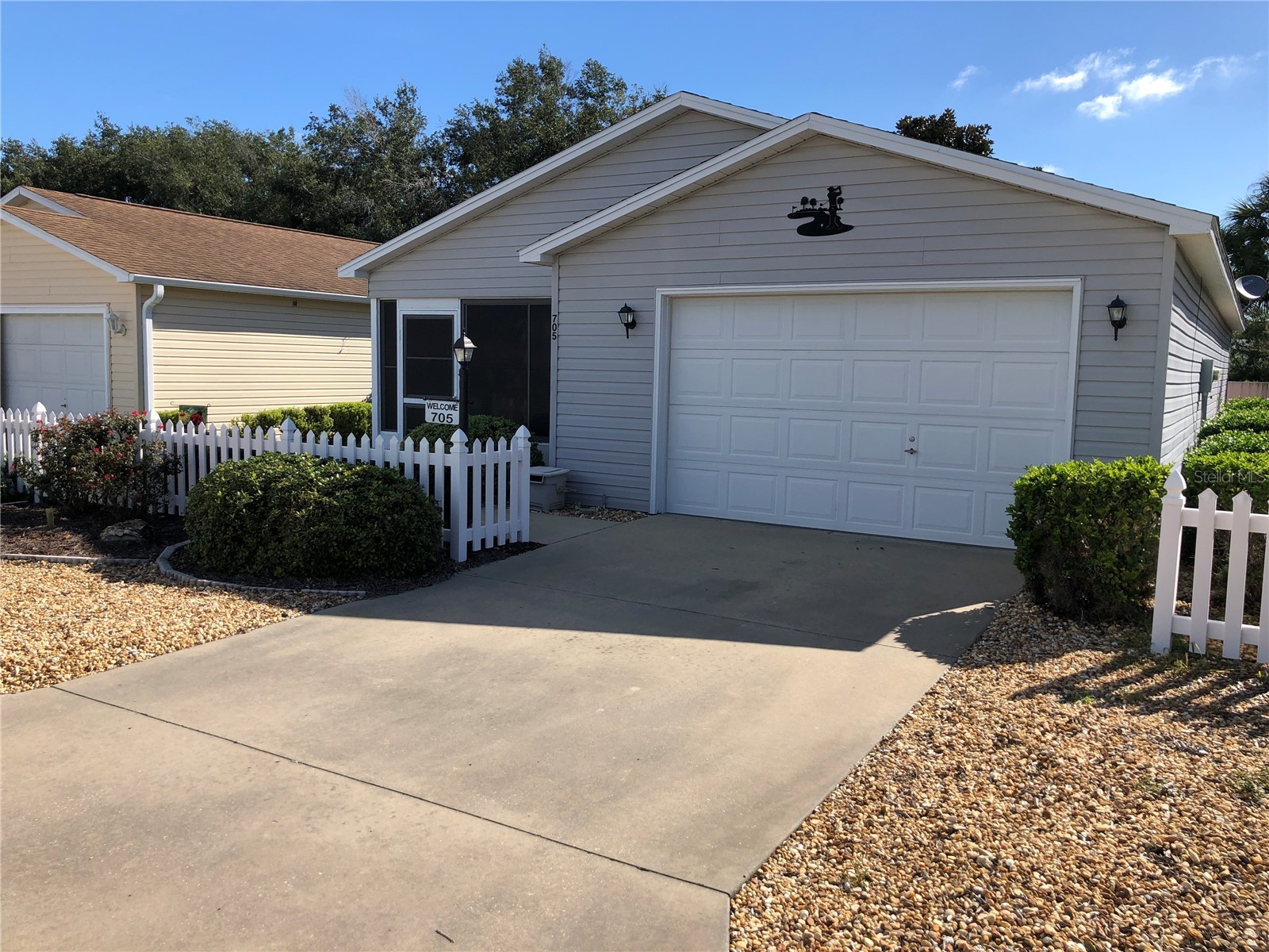 705 Villita Lane Lady Lake FL 32159 G5112826 image2