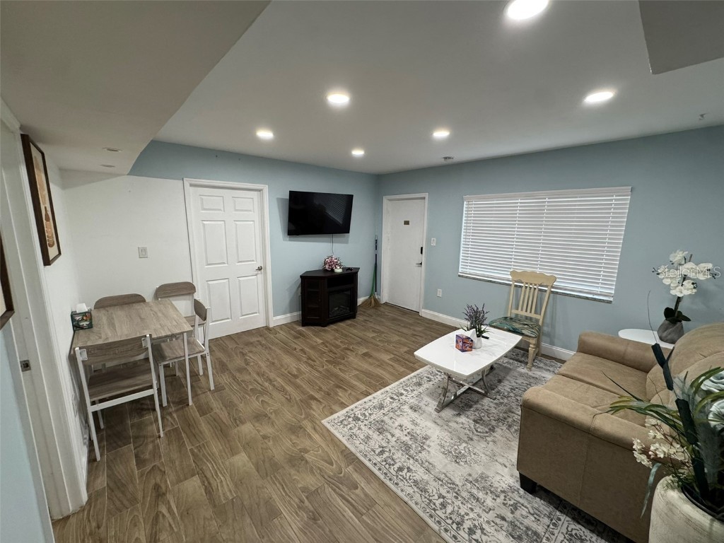 7050 48th Street N Pinellas Park FL 33781 TB8455204 image21