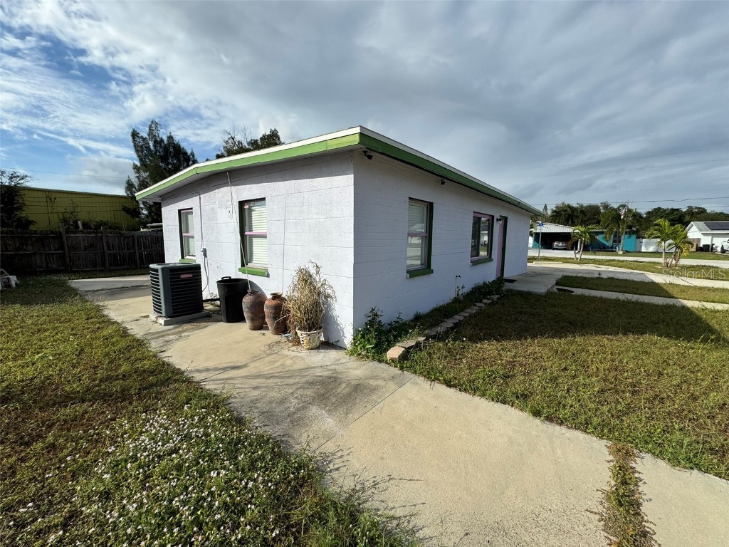 7050 48th Street N Pinellas Park FL 33781 TB8455204 image26