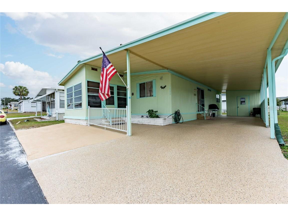 7050 El Matador Street Zephyrhills FL 33541 TB8425618 image1