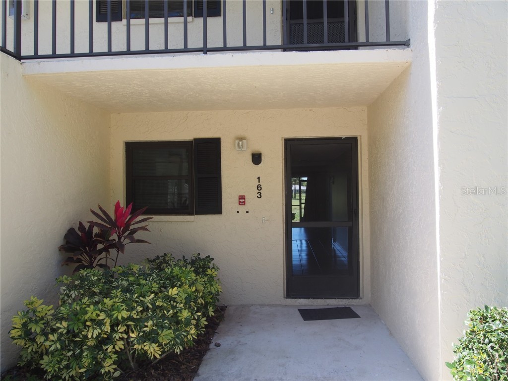 7050 Fairway Bend Lane #163 Sarasota FL 34243 A4530066 image1