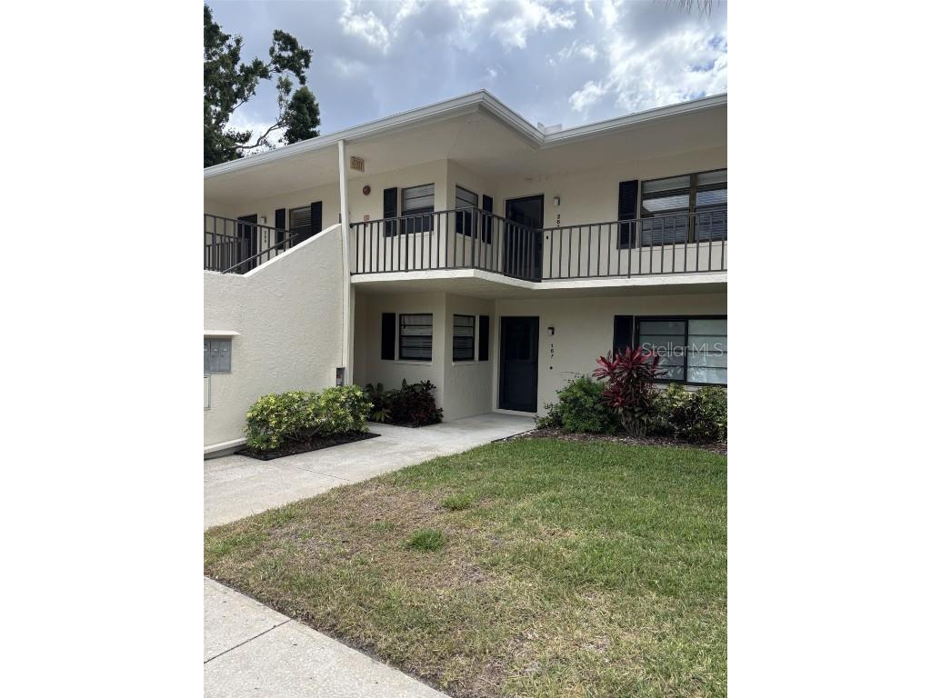 7050 Fairway Bend Lane #167 Sarasota FL 34243 A4650615 image1