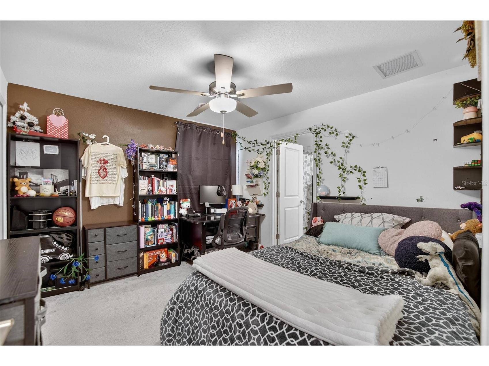 7050 Ripple Pond Loop Zephyrhills FL 33541 TB8508111 image25
