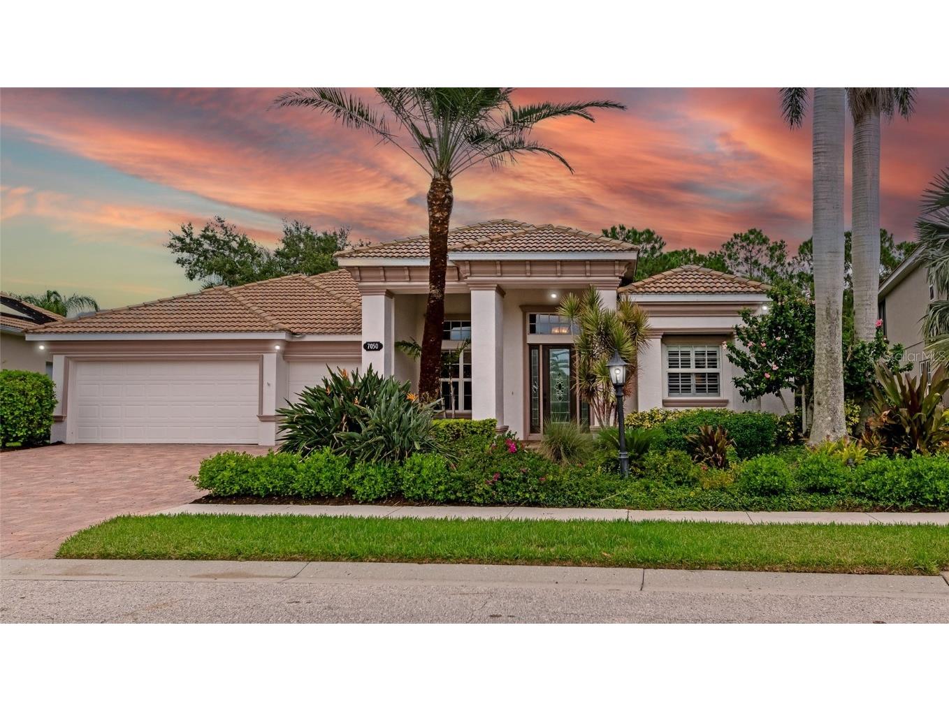 7050 Scrub Jay Drive Sarasota FL 34241 A4578493 image1