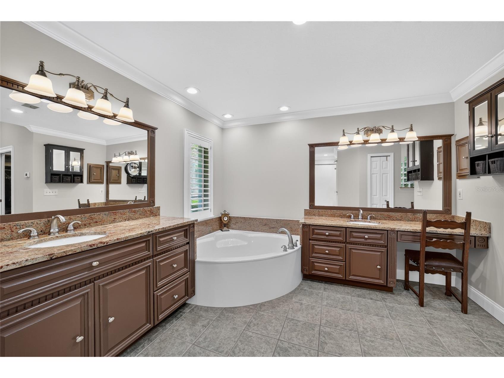 7050 SE 12th Circle Ocala FL 34480 OM728774 image21