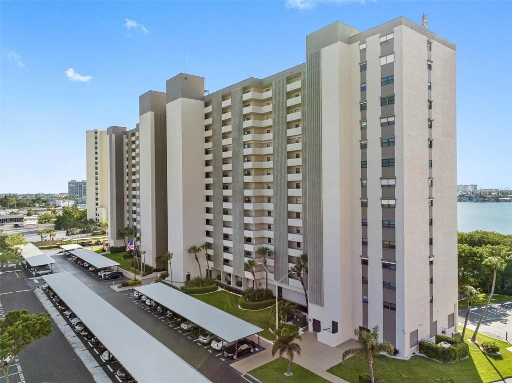 7050 Sunset Drive #1601 South Pasadena FL 33707 - INTRACOASTAL WATERWAY TB8425247 image1