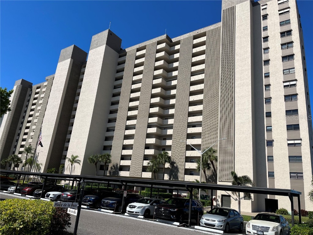 7050 Sunset Drive S #1001 South Pasadena FL 33707 U8225471 image1