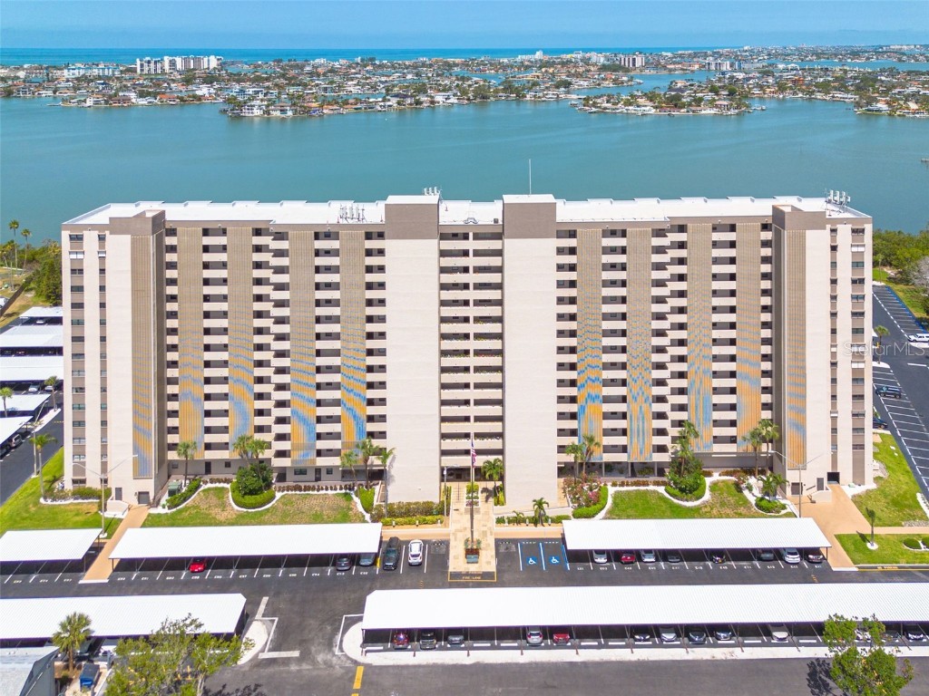 7050 Sunset Drive S #1401 South Pasadena FL 33707 TB8387208 image1