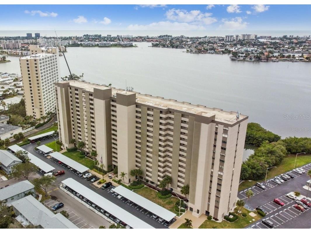 7050 Sunset Drive S #401 South Pasadena FL 33707 U8223661 image1