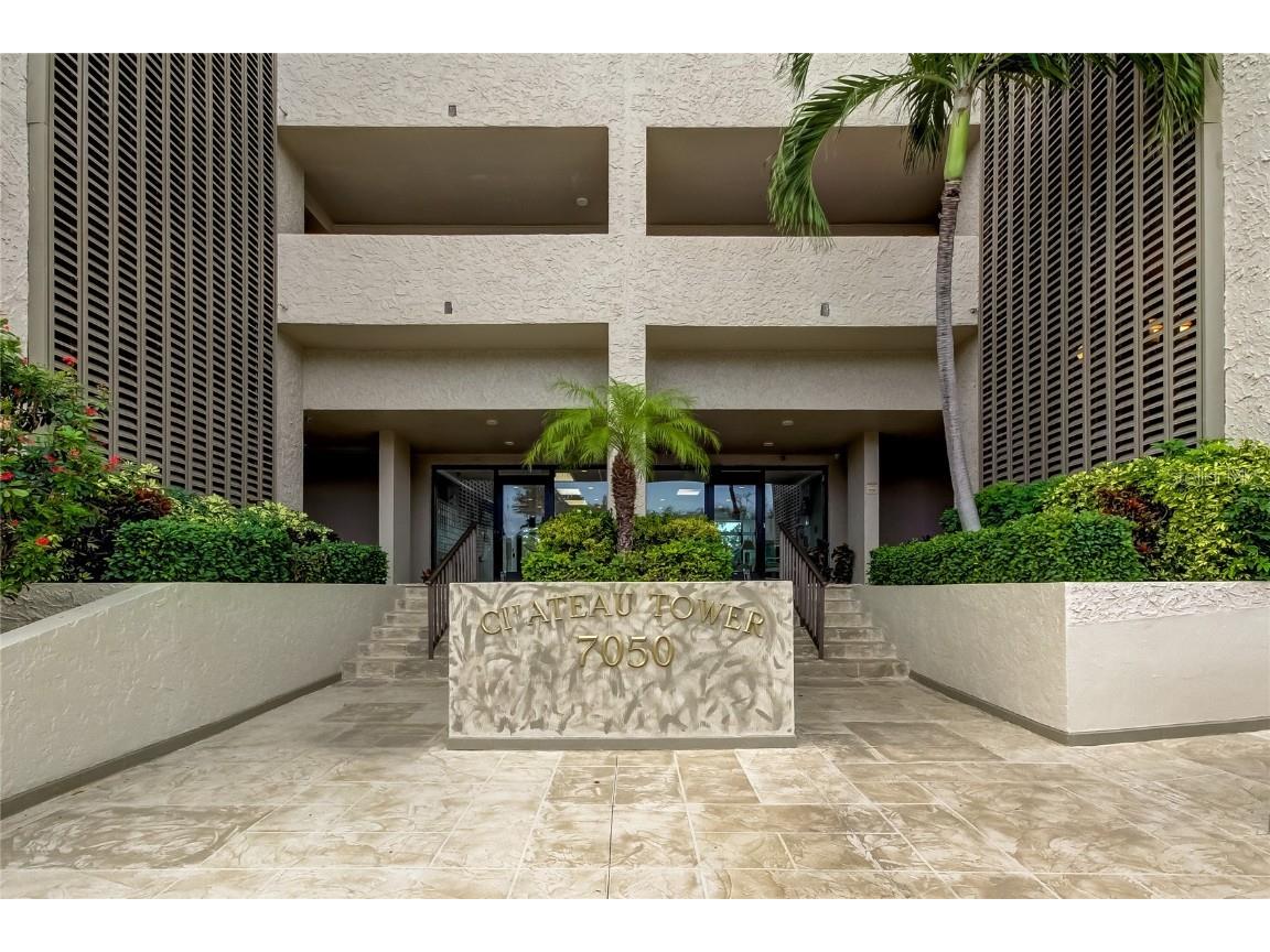 7050 Sunset Drive S #405 South Pasadena FL 33707 - BOCA CIEGA TB8440604 image2