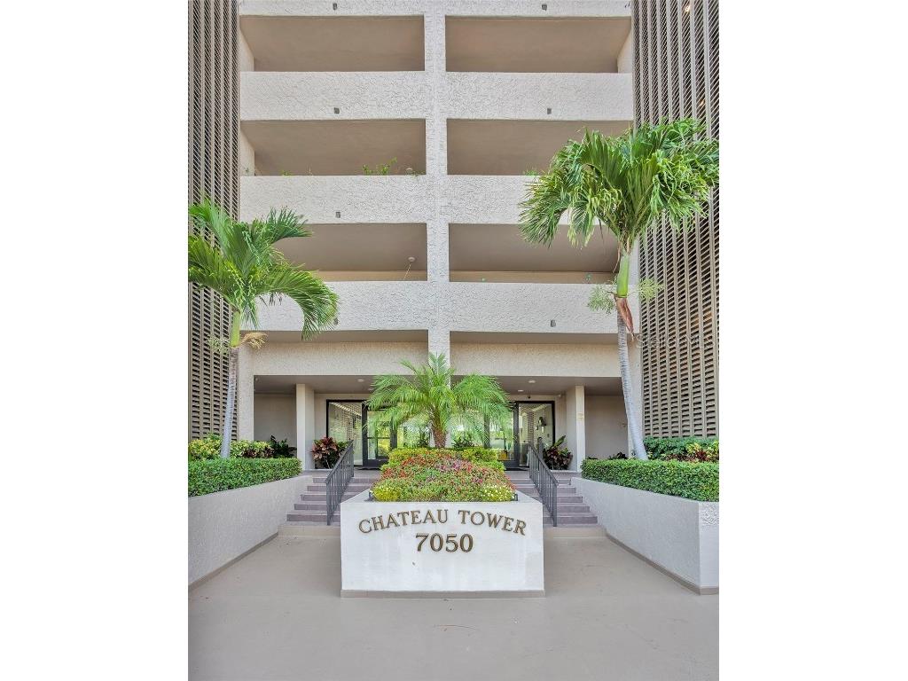 7050 Sunset Drive S #604 South Pasadena FL 33707 U8232288 image1