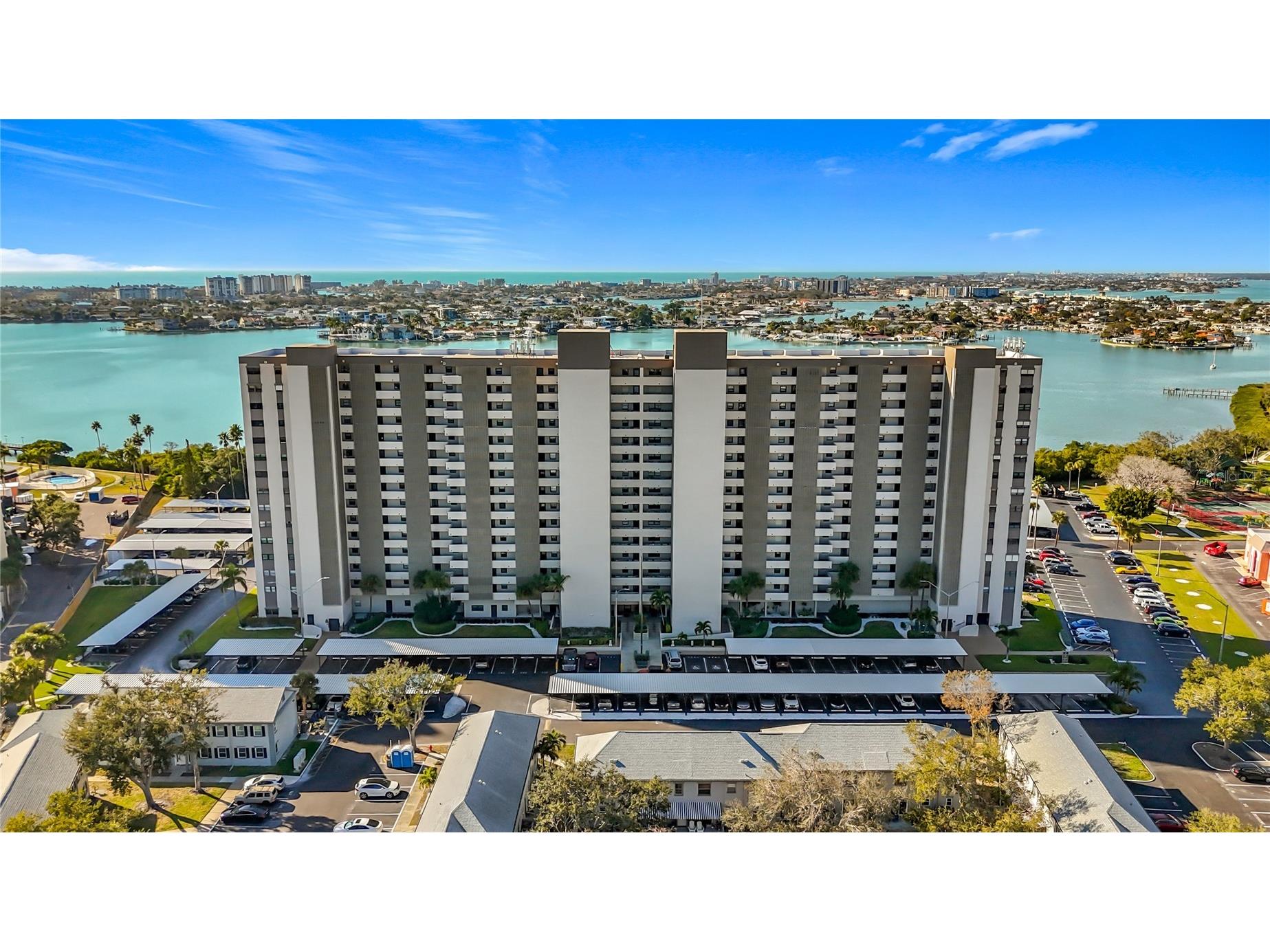 7050 Sunset Drive S #912 South Pasadena FL 33707 - BOCA CIEGA BAY A4679807 image1