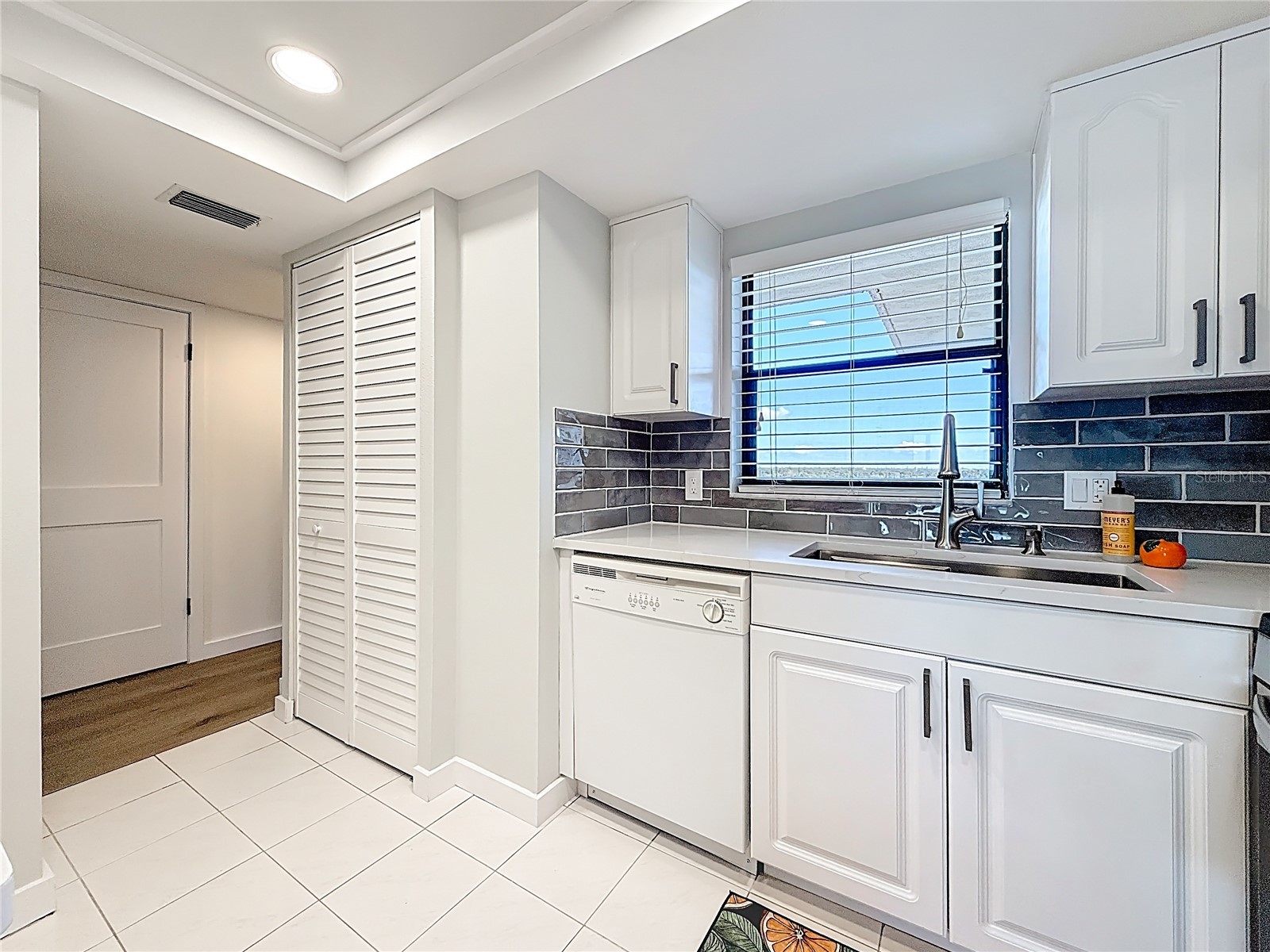 7050 Sunset Drive S #912 South Pasadena FL 33707 - BOCA CIEGA BAY A4679807 image12