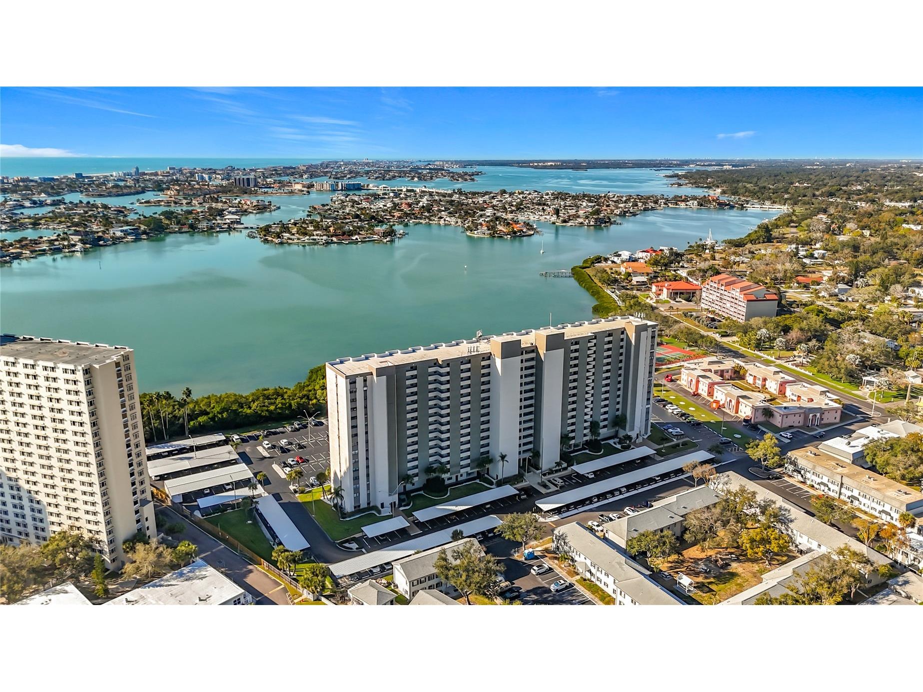 7050 Sunset Drive S #912 South Pasadena FL 33707 - BOCA CIEGA BAY A4679807 image2