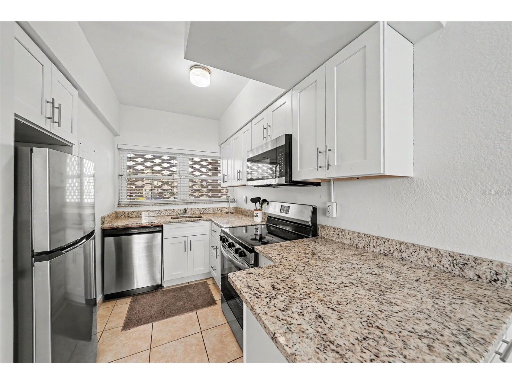 7050 Sunset Way #11 Saint Pete Beach FL 33706 TB8513318 image11