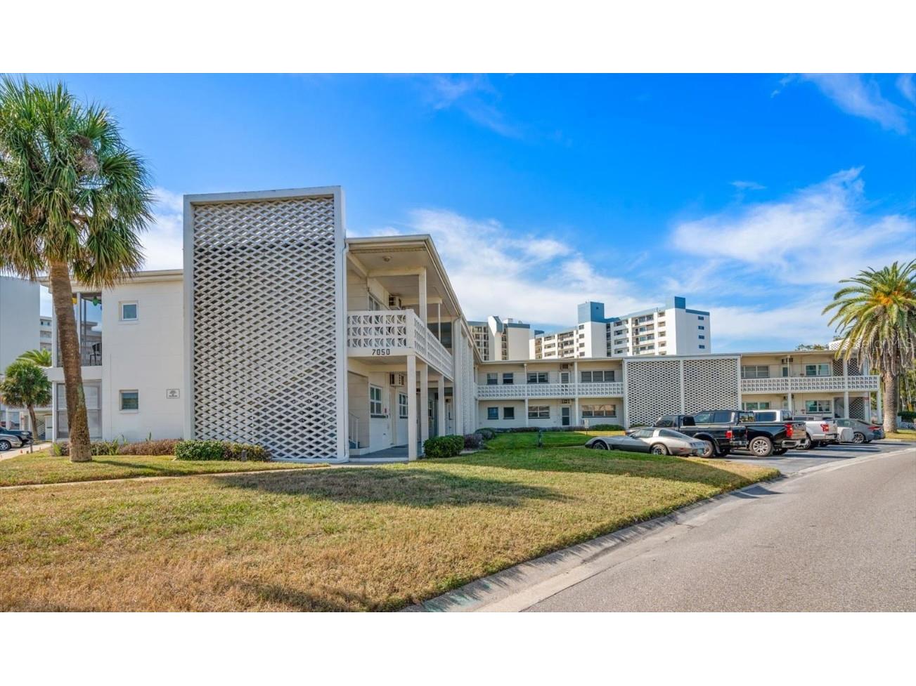 7050 Sunset Way #6 Saint Pete Beach FL 33706 O6364224 image27