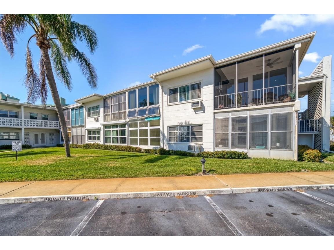 7050 Sunset Way #6 Saint Pete Beach FL 33706 O6364224 image28