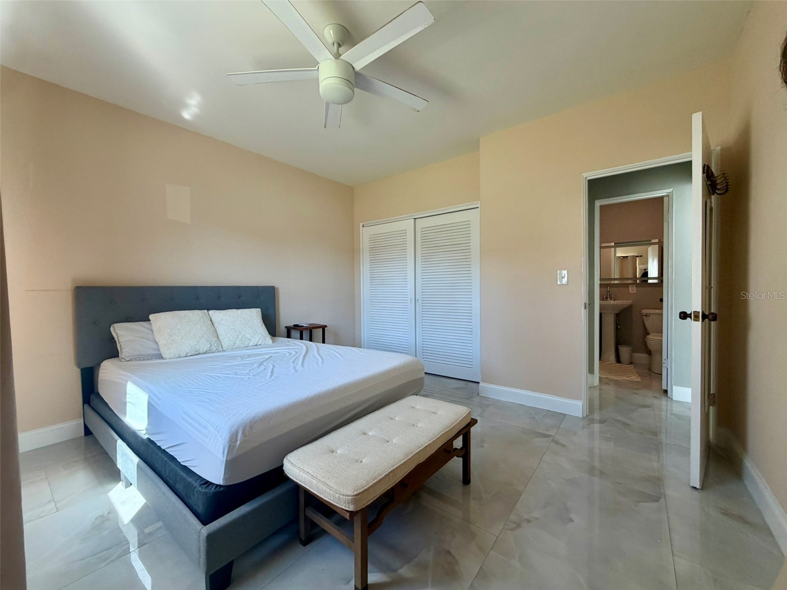7050 Sunset Way #7 Saint Pete Beach FL 33706 TB8479548 image9