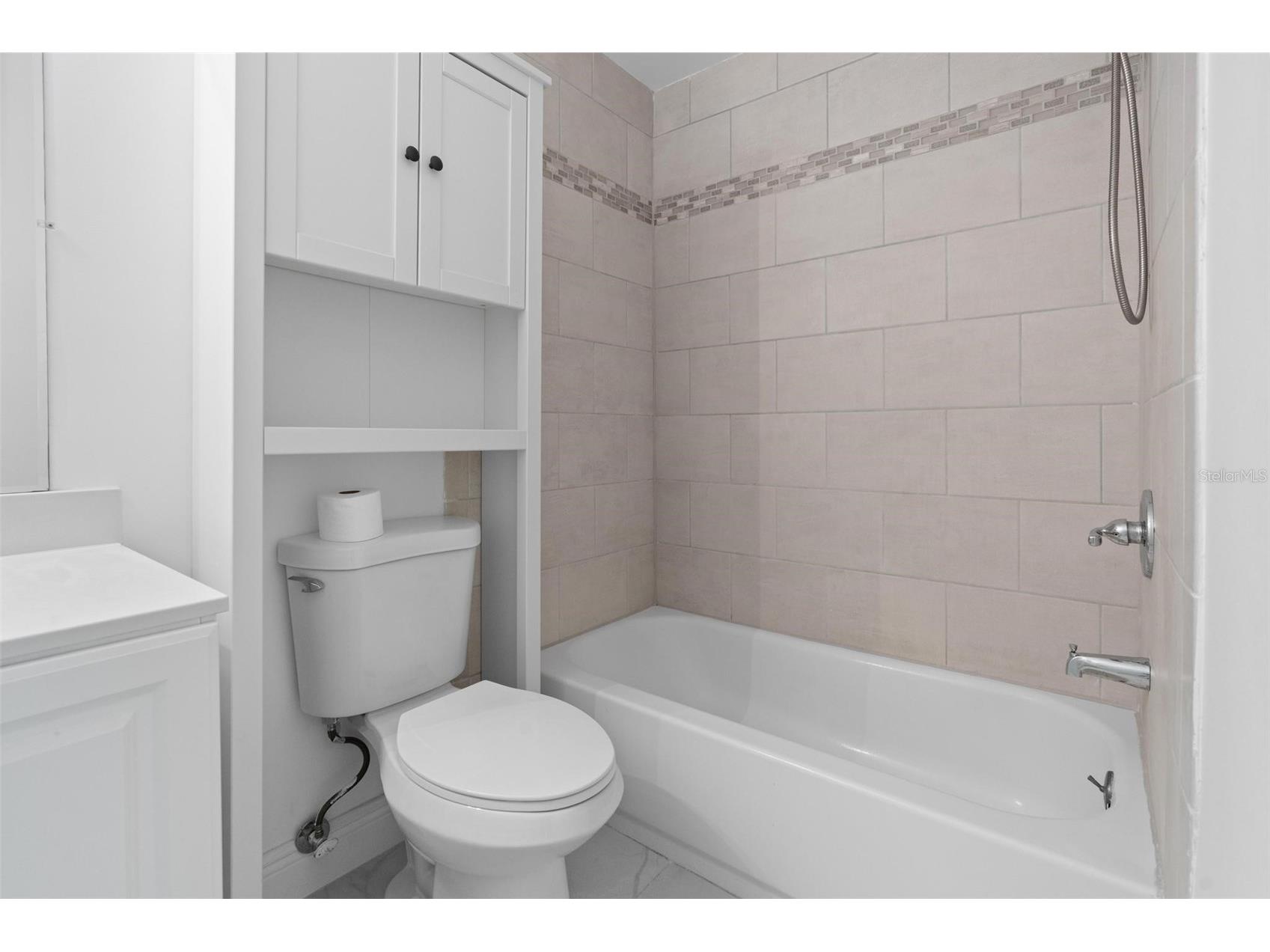 7050 Versailles N Pinellas Park FL 33781 TB8459913 image19