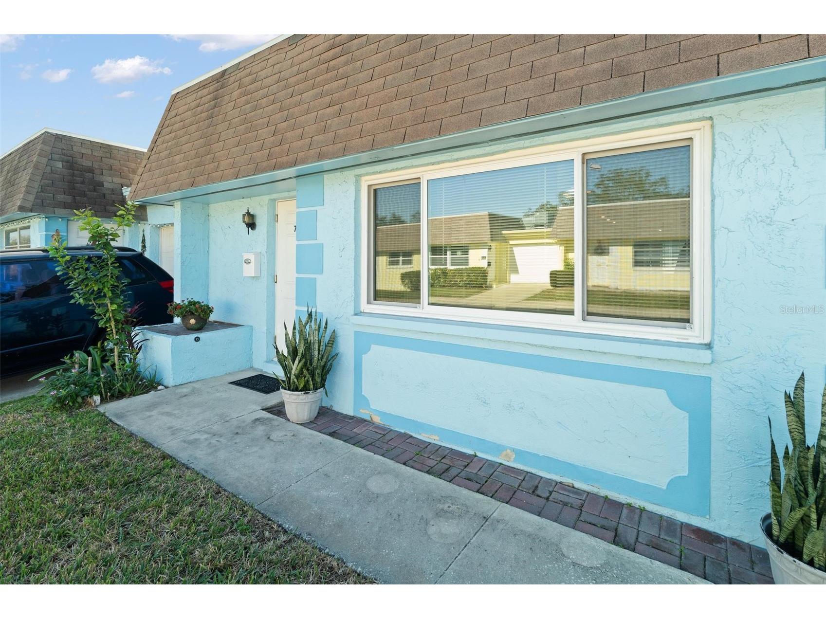 7050 Versailles N Pinellas Park FL 33781 TB8459913 image2