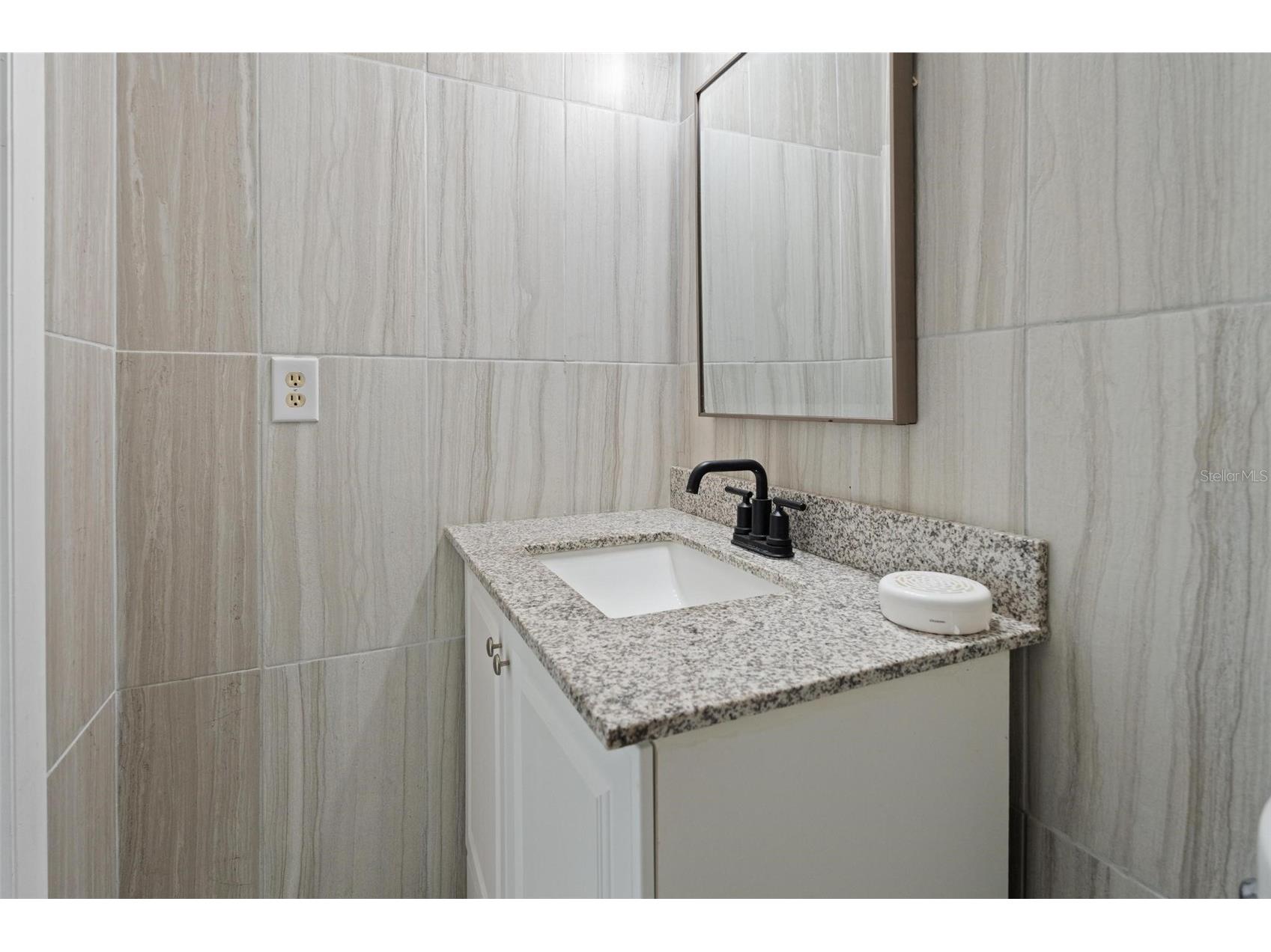 7050 Versailles N Pinellas Park FL 33781 TB8459913 image7