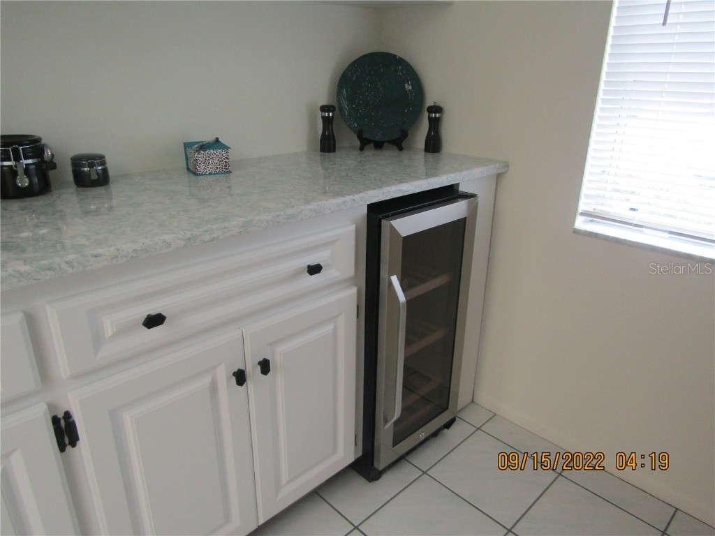 7050 W Country Club Drive N #10-A Sarasota FL 34243 A4618741 image12