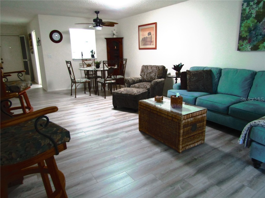 7050 W Country Club Drive N #10-A Sarasota FL 34243 A4618741 image4