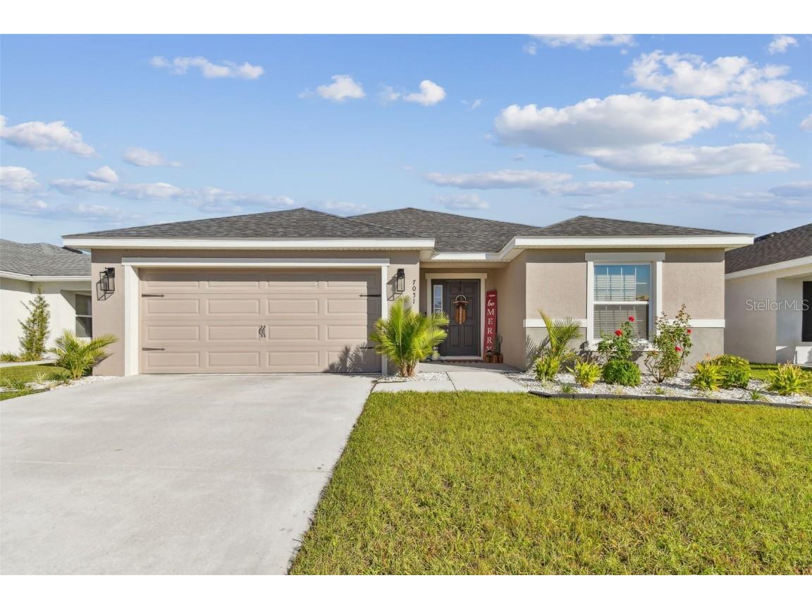 7051 Twisting Pines Loop Zephyrhills FL 33541 TB8322668 image1