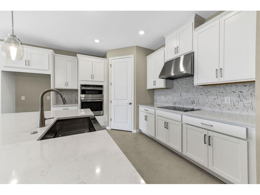 7052 Foxboro Way Nokomis FL 34275 A4648443 image5