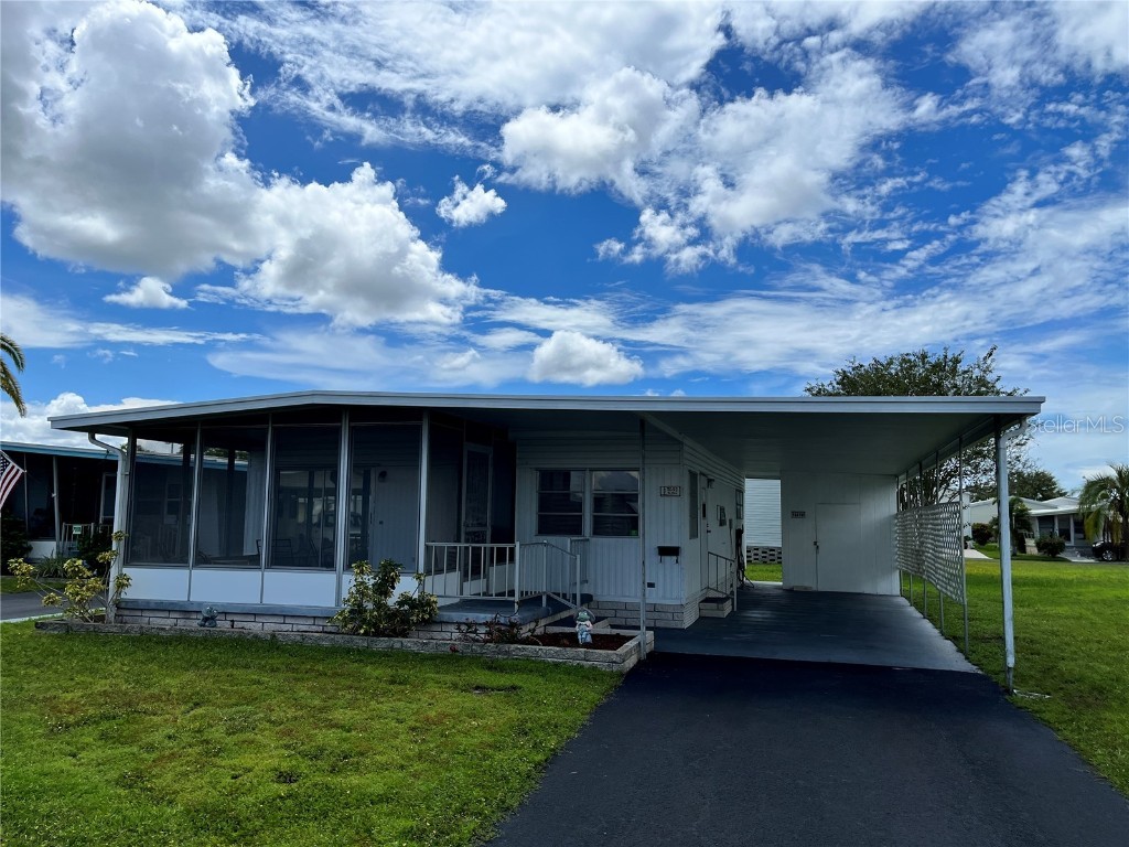 7052 Mount Hawthorne Road NE #583 Saint Petersburg FL 33702 U8176364 image1