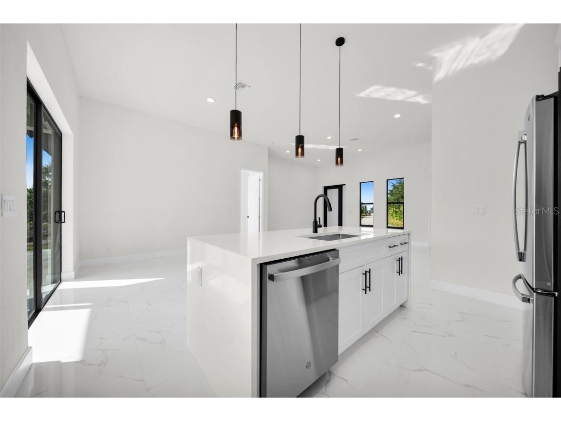 7054 Rosemont Drive Englewood FL 34224 TB8388852 image16