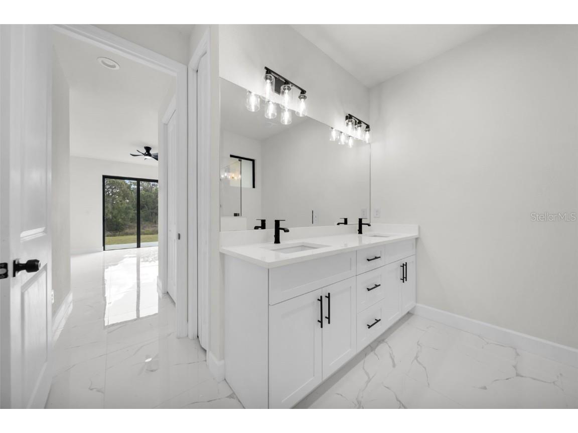 7054 Rosemont Drive Englewood FL 34224 TB8388852 image25