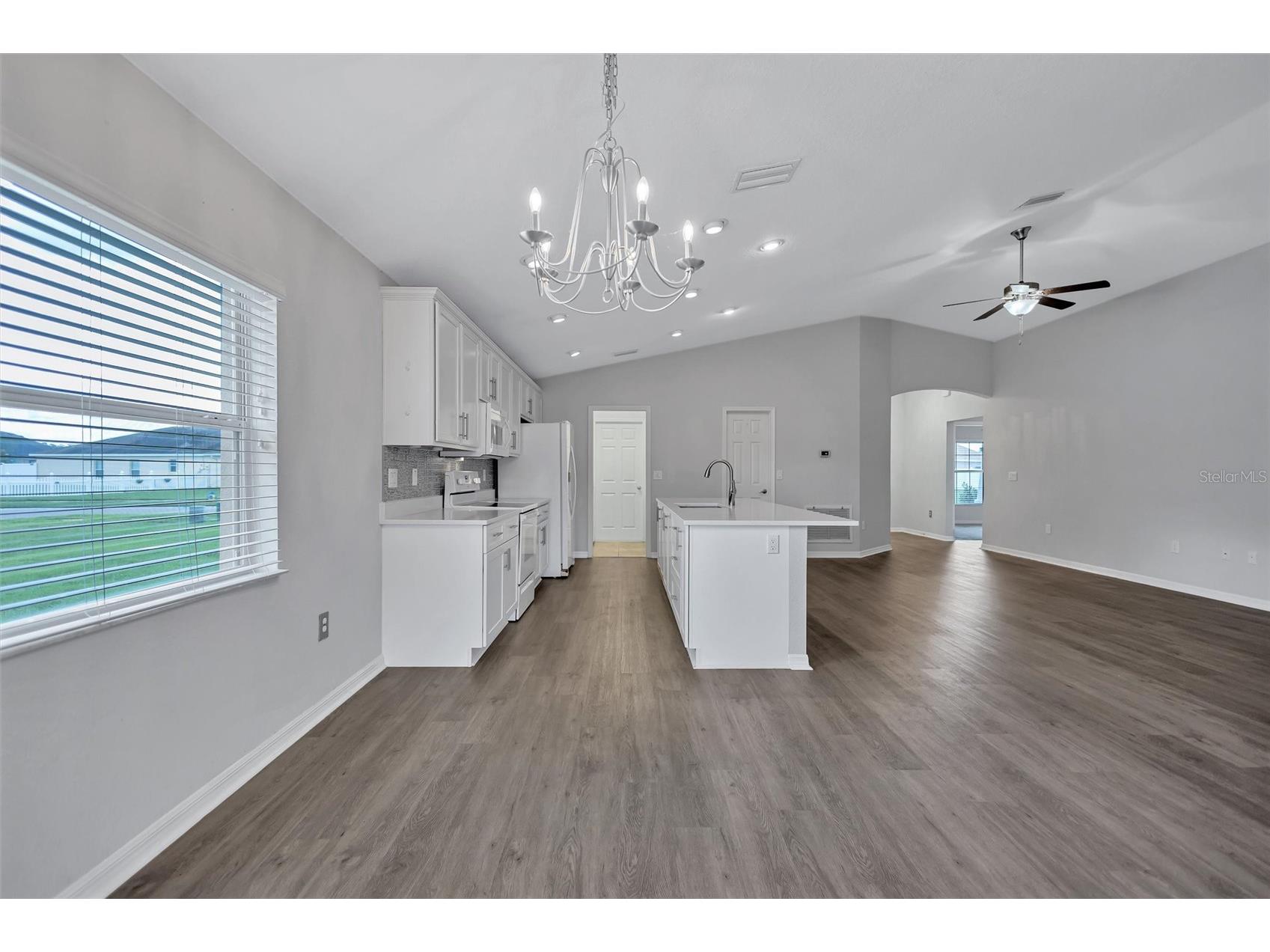 7056 Gideon Circle Zephyrhills FL 33541 TB8511995 image11