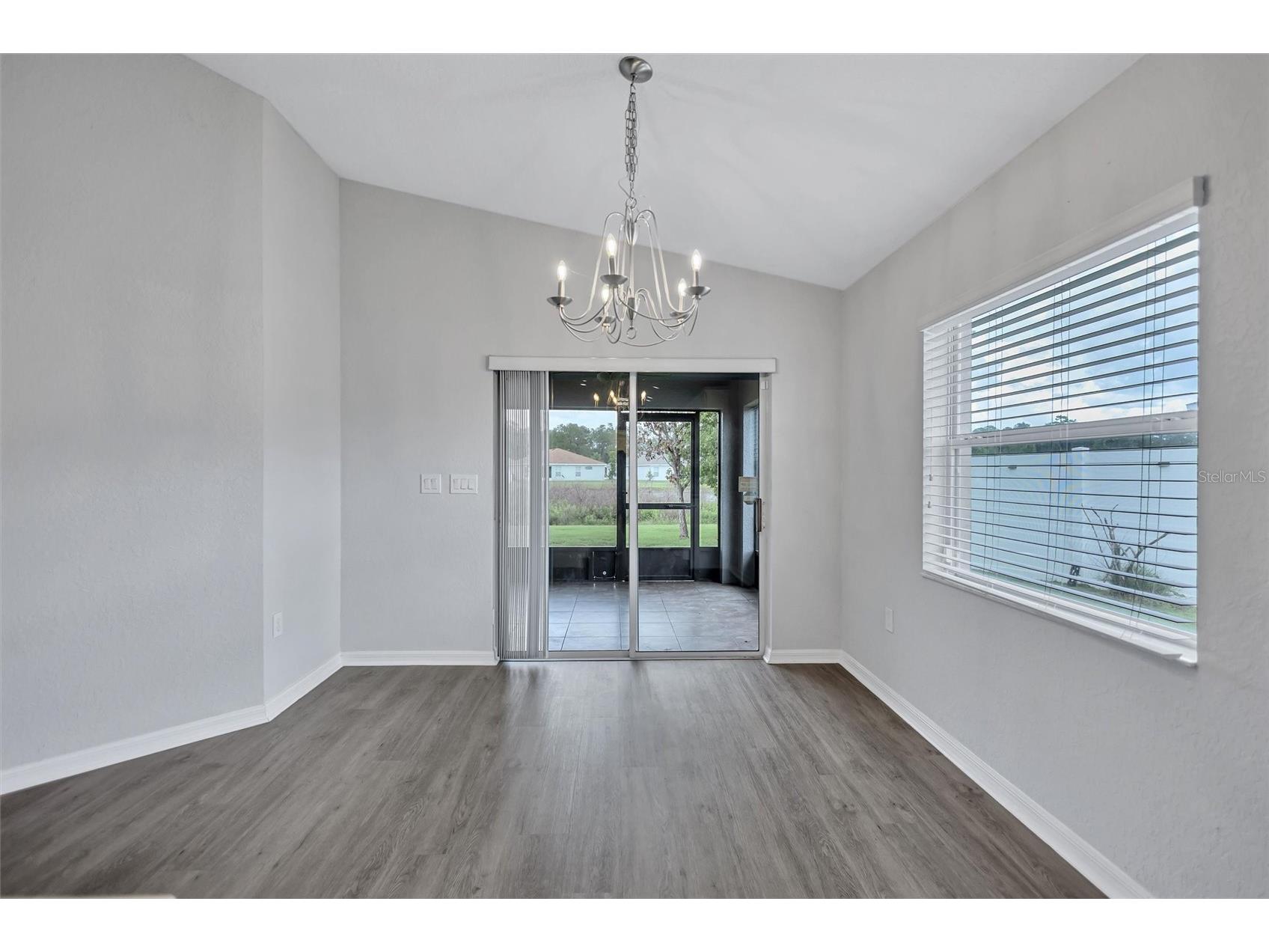 7056 Gideon Circle Zephyrhills FL 33541 TB8511995 image14