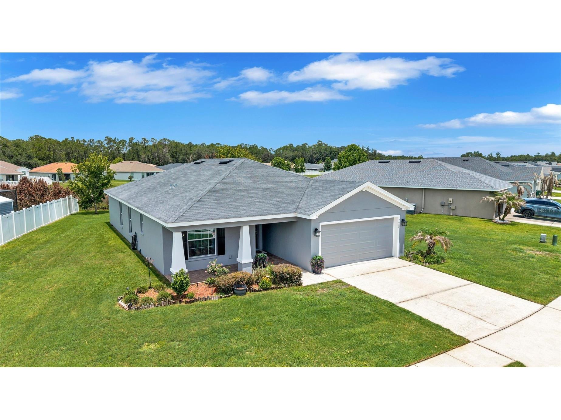 7056 Gideon Circle Zephyrhills FL 33541 TB8511995 image2