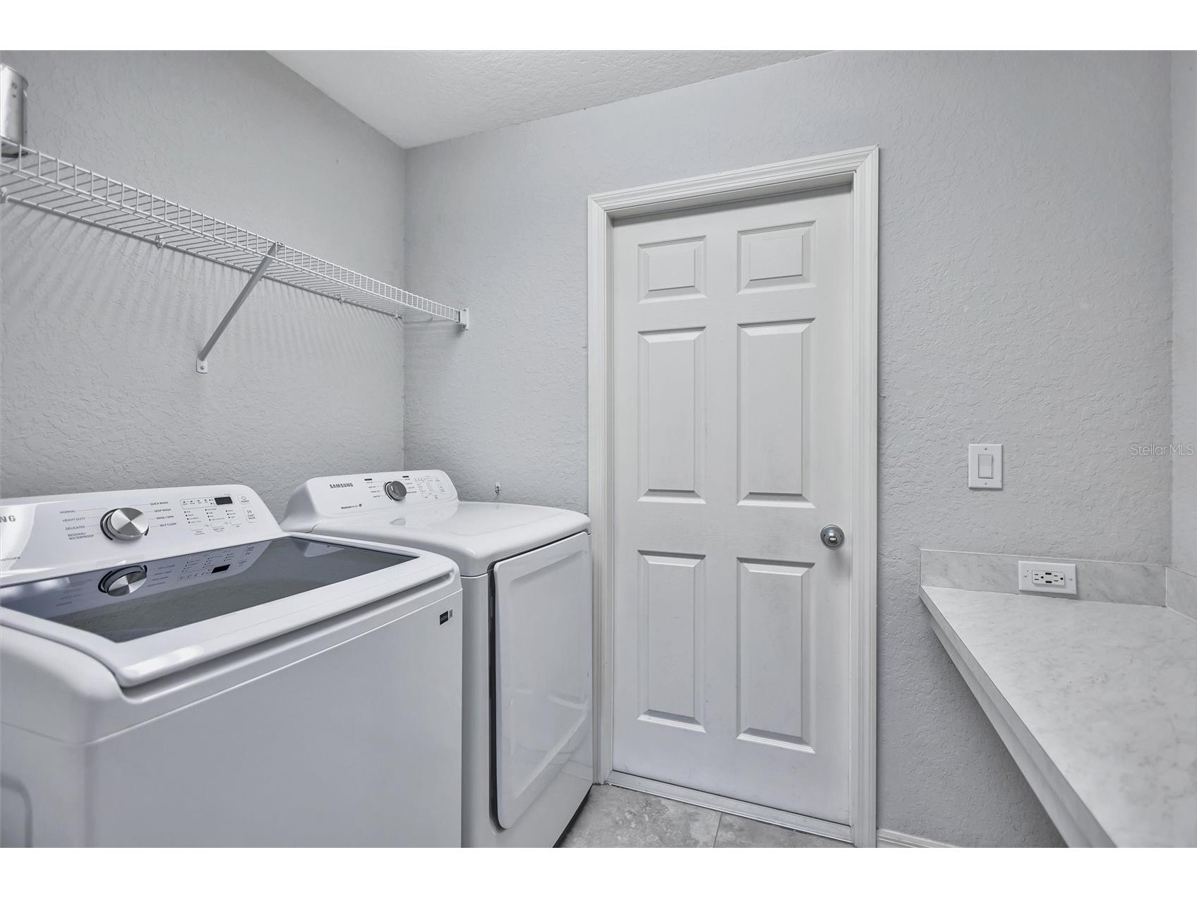 7056 Gideon Circle Zephyrhills FL 33541 TB8511995 image28