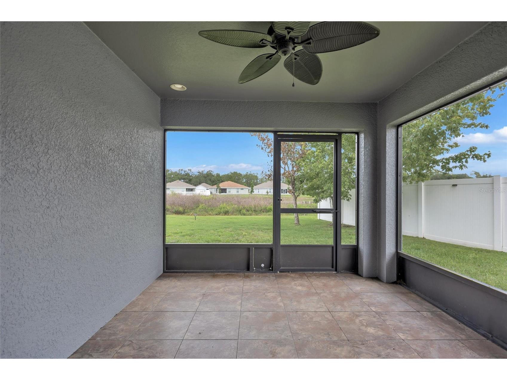 7056 Gideon Circle Zephyrhills FL 33541 TB8511995 image30