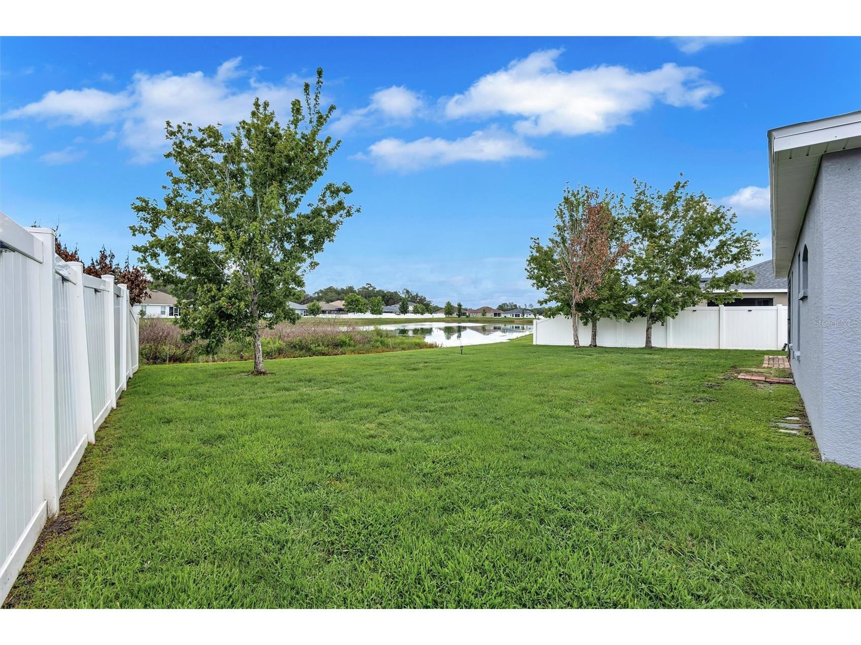 7056 Gideon Circle Zephyrhills FL 33541 TB8511995 image33