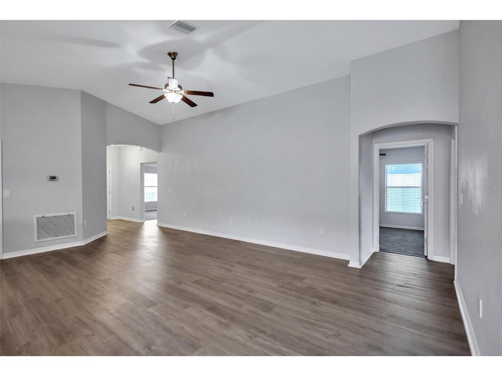 7056 Gideon Circle Zephyrhills FL 33541 TB8511995 image7