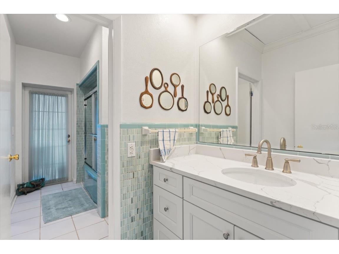 7056 Hawks Harbor Circle Bradenton FL 34207 A4636731 image41