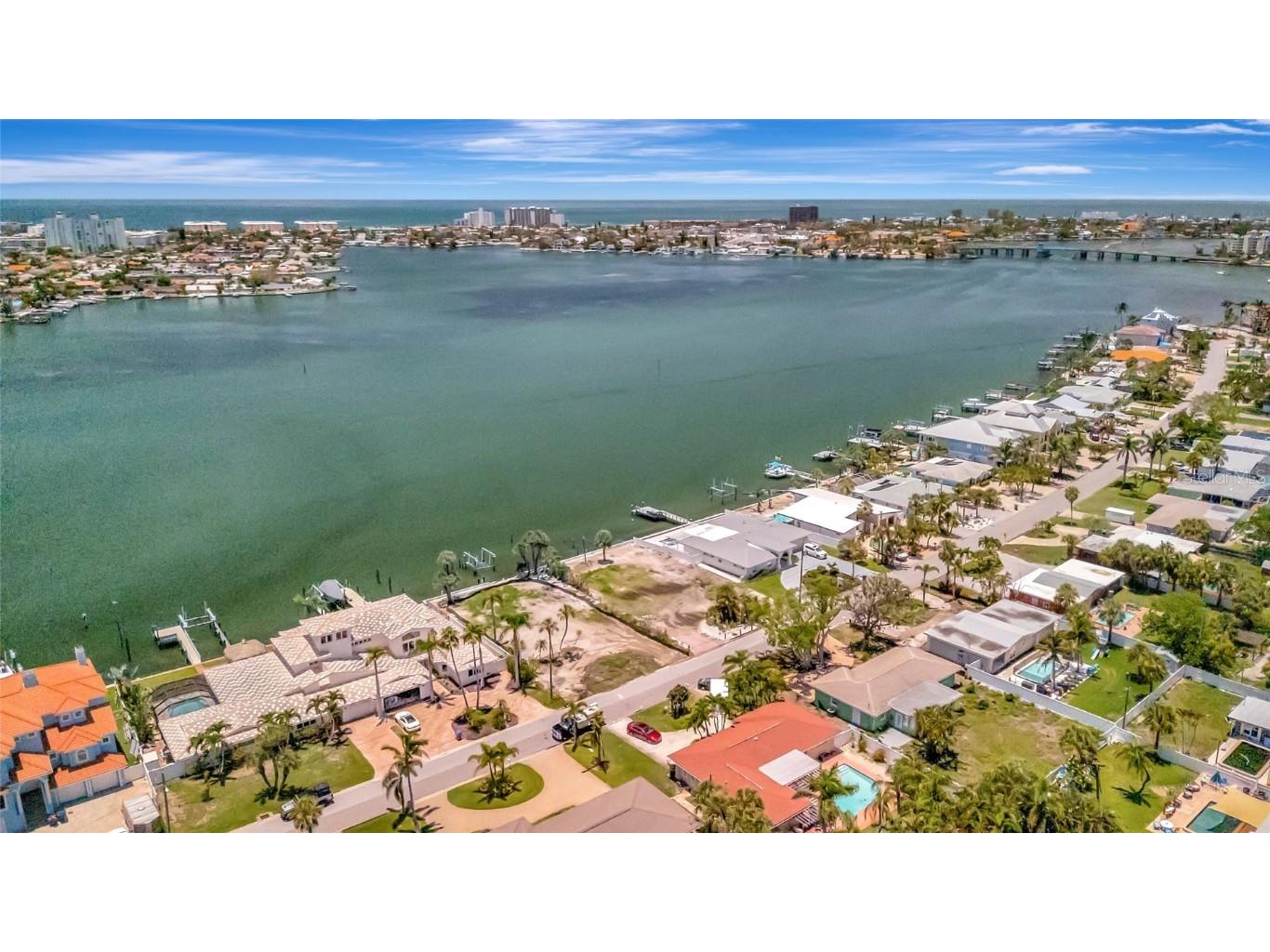 7056 S Shore Drive S Saint Petersburg FL 33707 - BOCA CIEGA BAY TB8398047 image13
