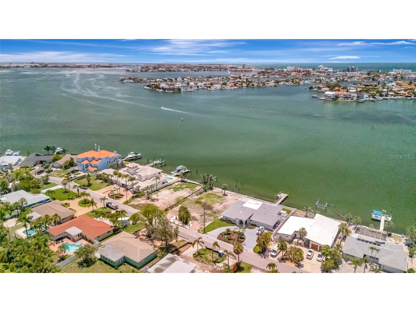 7056 S Shore Drive S Saint Petersburg FL 33707 - BOCA CIEGA BAY TB8398047 image16